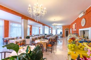 Hotel Romantik & Depandance - Lignano Sabbiadoro - 3