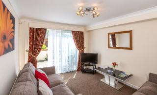 Beau Vallon Holiday Apartments - 4