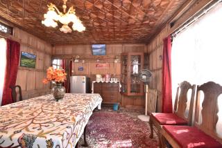 Golden Hopes Group of Houseboats - Srinagar - 3
