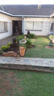 Tshulu Tsha Nabe B&B - Bulawayo - 0