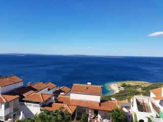 Modern Two Floors Apartment With A Beautiful View - Martinšćica - 8