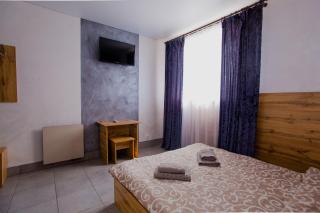 OK Hotel - Riwne - 4