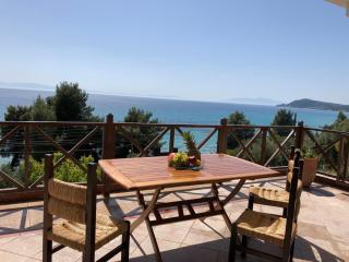 Unique Sea View House - 7
