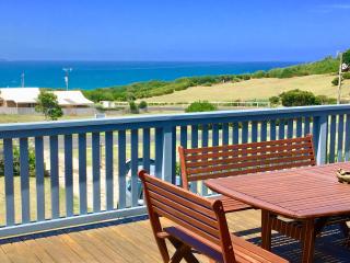 Panoramic Drive Holiday House - 4