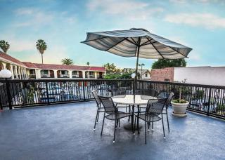 Chariot Inn Glendale - Pasadena - Glendale - 9