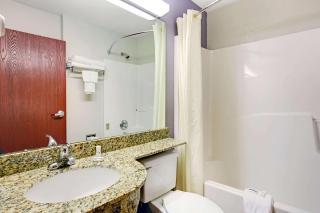 Microtel Inn & Suites by Wyndham Cherokee - Cherokee - 1