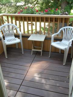Cedar Wood Lodge Bed & Breakfast Inn - 3