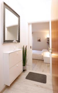 Apartment B&J Very Near Center of Town (Riva) - 6