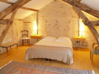 La Vayssade - Gîte de Charme - 6 pers - Piscine Jacuzzi & Truffes - 7