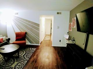 Exclusive Townhome - Central Raleigh Location - Raleigh - 2