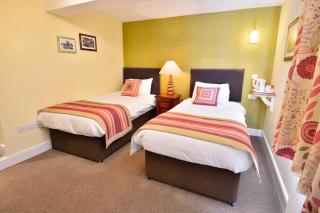 The George Hotel - Crewkerne - 8