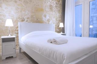 Ausone Beautiful loft apartment in historical center + terrace and parking - Bordeaux - 7
