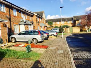 FANTASTIC COZY 3bed Hse London ExCEL Free Parking WIFI Sleeps 6 - Londra - 5