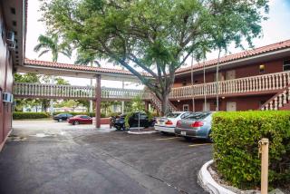 Gables Inn - Miami - 7