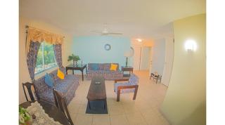 Sword Fish Beach Suite@ Turtle Towers - Ocho Rios - 8