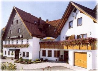 Hotel Gasthof Hirsch - Alfdorf - 0