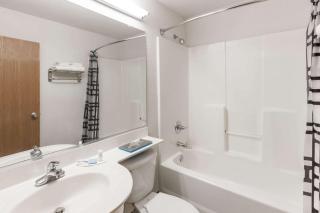 Microtel Inn & Suites by Wyndham Ardmore - Ardmore - 9