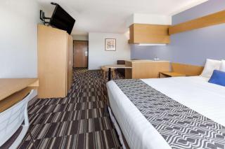Microtel Inn & Suites by Wyndham Ardmore - Ardmore - 4