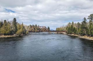 Water's Edge - The Highlands - 8