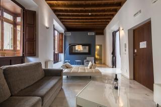 tuGuest Elvira Suites - 1