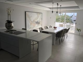 Modern Apartment Puente Romano - 5