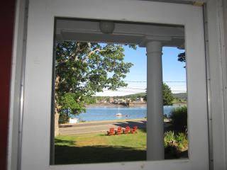 Grand Oak Manor Bed and Breakfast - Granville Ferry - 6