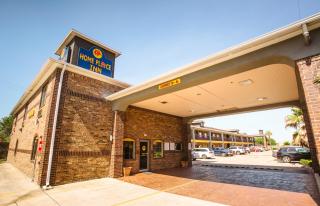 Home Place Inn - Houston - 0