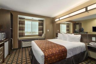 Microtel Inn & Suites by Wyndham Minot - Minot - 5