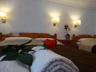 Christakos Apartments - 1