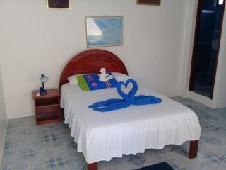 Hostal Insular - Puerto Villamil - 0