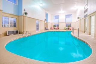 Microtel Inn and Suites By Wyndham Miami OK - Miami - 8