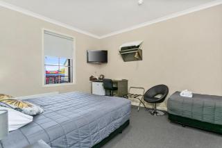 No 1 Motels - Cambridge - 1