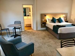 Gundagai Tourist Suites - Gundagai - 2