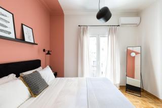 Urban Chic 1BD Apartment in Hilton district by UPSTREET - Atene - 1