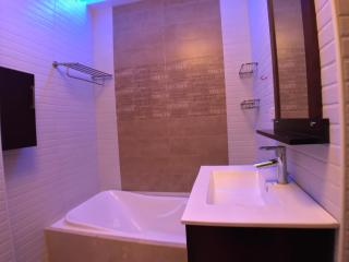 ClockWorkOrange Luxury Suites - 1