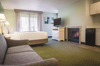 La Quinta by Wyndham Newport - Newport - 8