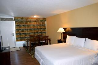 Red Carpet Inn Battleboro - Battleboro - 5