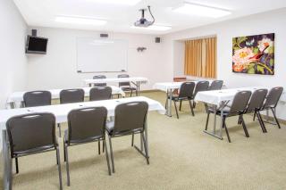 Microtel Inn and Suites Gassaway - 1