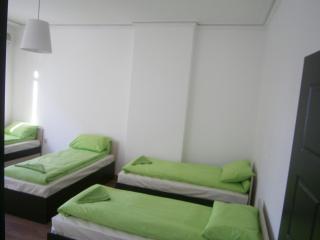 Ivory Tower Hostel - Sofia - 9