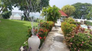 Whispering Bamboo Cove Resort - 5