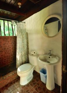 Howler Monkey Hotel - Montezuma - 2