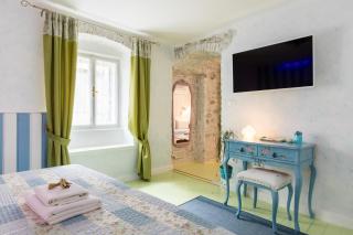 Boutique Cardea - Split - 2
