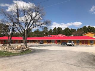Auto Inn Motel & RV Park - Newcastle - 5