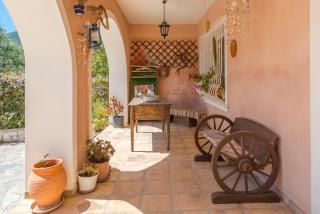 Katerina's Guest House - 9