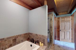 Lakeside Chalet - 1