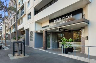 Meriton Suites Waterloo - Sydney - 1