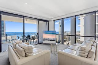 Holiday Holiday Circle On Cavill Apartments - 6