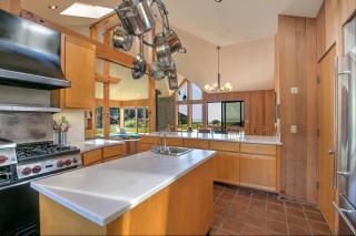 Toto House - 9