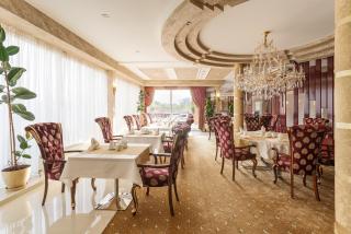 Ark Palace Hotel & SPA - 5