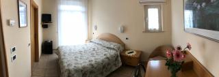 Hotel La Pergola - Alba Adriatica - 1